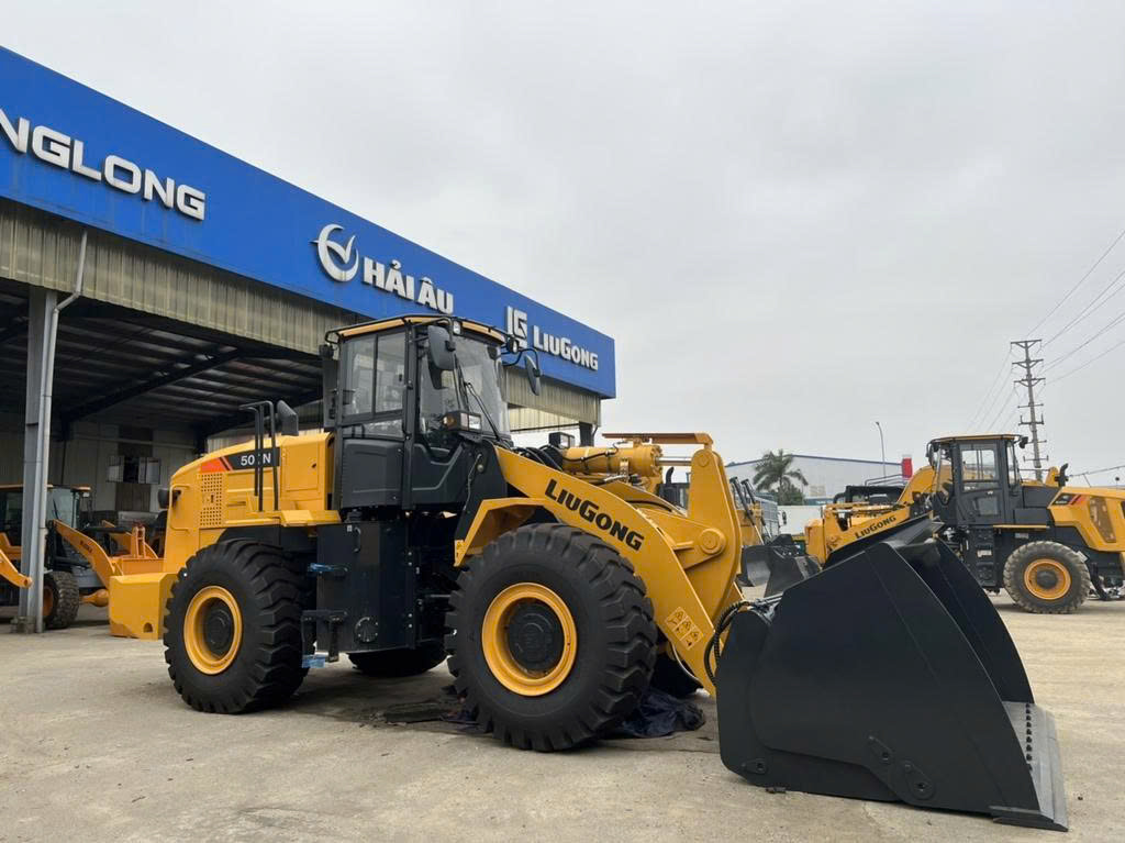 Máy xúc lật gầu 4,2m3