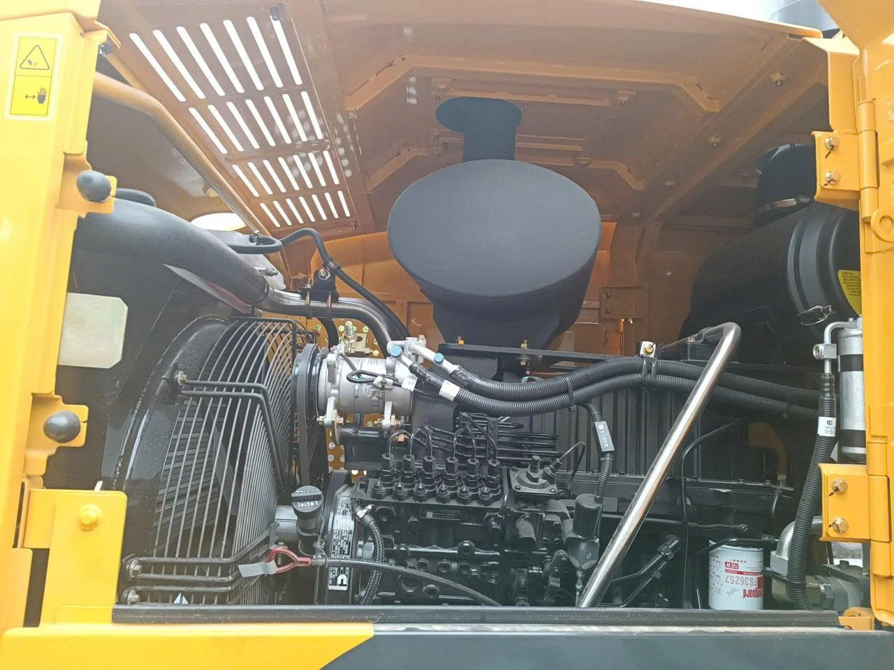 Máy xúc lật gầu 4,2m3