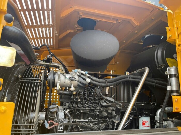 Máy xúc lật gầu 4,2m3