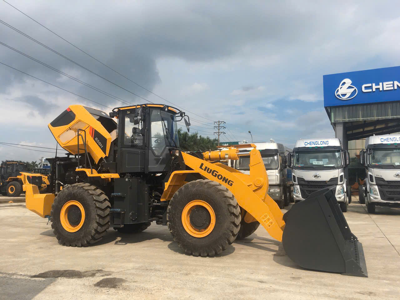 giá xe xúc lật điện liugong