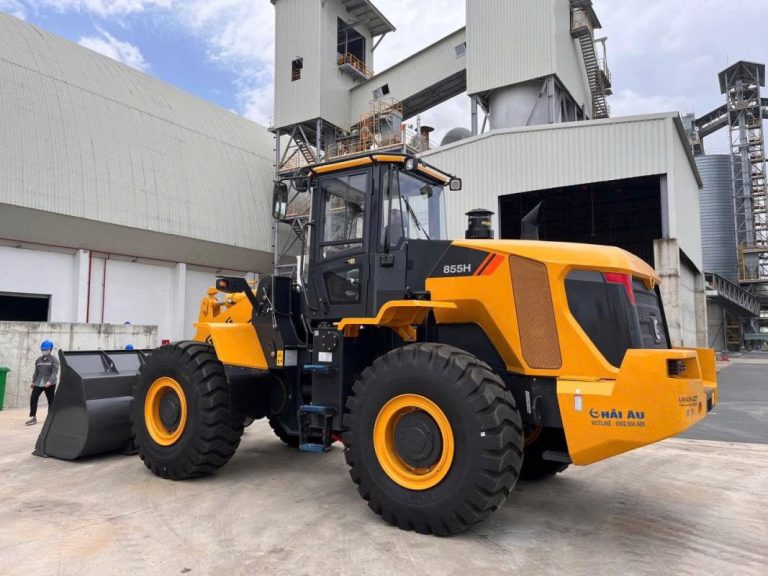 xe xúc lật điện LiuGong sạc nhanh